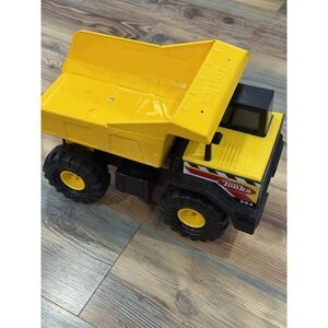 Hasbro TONKA 354 Metal Pressed Steel Large 2012 Yellow Dump Truck Toy Model